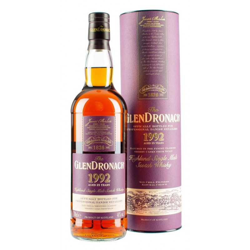 GlenDronach, JULEMALTEN 2018, 25 Years Old Highland Single Malt Whisky 48% 